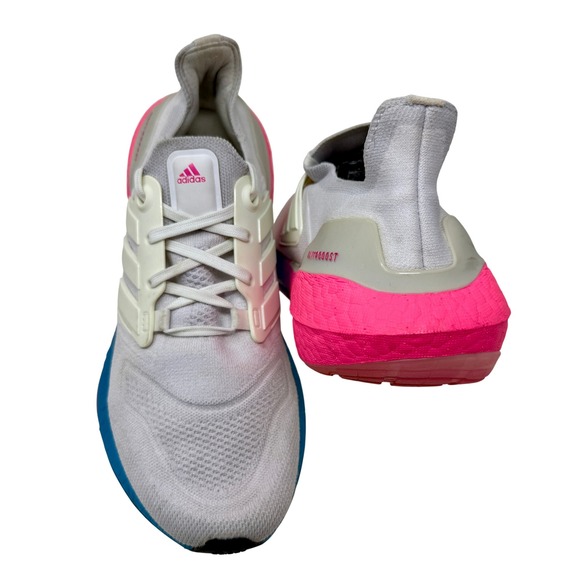 Adidas Ultraboost 22 Running Shoes White Blue Pink GV8830 Women's Size 9 - Picture 6 of 15